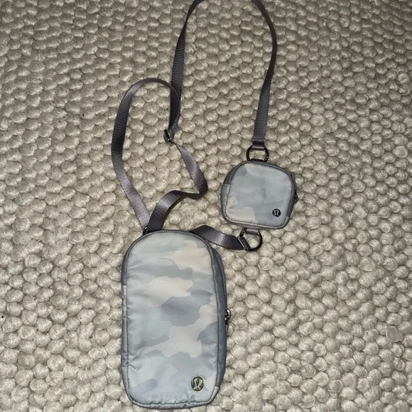 lululemon athletica Gray Camo Crossbody Bag - Picture 1 of 6